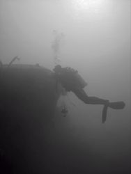 Diver at a wreck near Hurghada/Egypt taken with Sealife R... by Patrick Neumann 
